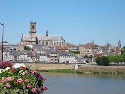 Roanne Loire Dept Rhone Alpes Region France Nearwonders Com Roanne Les Regions De France Auvergne