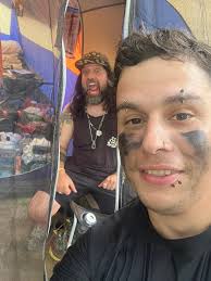 Let pay a tribute to crazy neighbor AKA Glenn and let's all watch and  comment