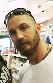 Mary Hindle (0ybzfkk94nhsgjj)