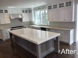 It is an excellent surface for kitchen worktops, bathrooms and wet rooms. This Kitchen Features Zermatt Quartzite On The Perimeter Q S Snow White Quartz With A 3 Mitered Edge Build Up On The Kitchen Remodel Kitchen Kitchen Features