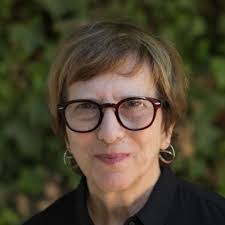 Lisa Calkins's Instagram, Twitter & Facebook