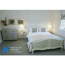 Membuat tempat tidur sederhana dengan sketchup youtube via youtube.com. Model Dipan Kayu Sederhana Harga Dipan Minimalis Modern Sederhana Mebel Jepara Jati Minimalis Anggun Jati Furniture