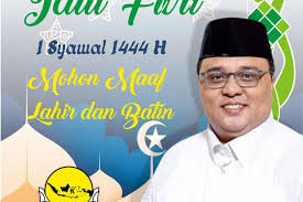 Pemudik Padati Pelabuhan Waipirit