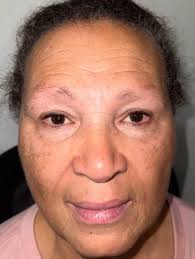 Mommy Makeover! Brows for the most important lady in your life 💕