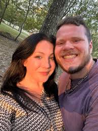 Halie Stevenson and Cole Bishops 's Wedding Website