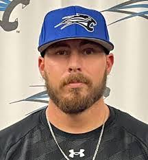 Dustin Blea's Instagram, Twitter & Facebook