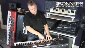Roland Ea7 Italo Disco Instrumental 2017 Euro Disco 80 90s Roland Ea7 Keyboard Uk Mega Style Demo Lots Of Playing Youtube