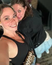 Jamie Lyn's Instagram, Twitter & Facebook