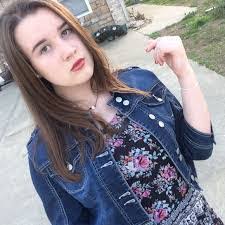 Denise Felts's Instagram, Twitter & Facebook