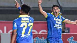 In addition to liga 1, persib will participate in piala indonesia. Hasil Akhir Babak Ii 2 0 Persib Vs Persija Klasemen Macan Kemayoran Di Bawah Psis Tribun Jateng