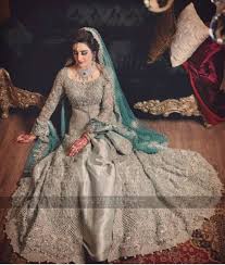 Pakistan tourism development corporation (ptdc) was incorporated on march 30, 1970, under the repealed companies act 1913 (now the companies ordinance, 1984) as a public corporation limited by shares. Pakistani Style On Instagram Desishadi Desiwedding Shaadiseason Shaadi Pakistanibridal Pakistanioutfits Pakistanibrida Hochzeitskleid Kleider Hochzeit