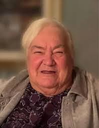 Molly Gross's Instagram, Twitter & Facebook