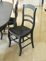 Maybe you would like to learn more about one of these? La Question Couleur Le C A Lire El Lefebien Relooking De Chaise Chaises Bois Relooking De Mobilier