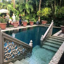 One Of The Best Pools That I Have Ever Seen This Was In A Moroccan Inspired Private Garden In Palm Beach Palmbeachgarden Pool Houses Luxury Pools Cool Pools