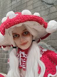 Not sure whose username is trickster_rouge but thanks for the dancing  snowman even though I don't like the huntress it was a good start to the  morning game. 🤣