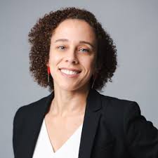 It was a long journey, and I will not lie, it was harder than I was  expecting when I started, but here I am with a Post-graduation in Marketing  Management completed. Big