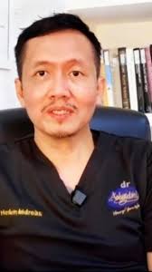 Bayangkan, di usia 40-an tapi punya tubuh dan organ seperti usia 18 tahun.  Itu bukan fiksi, Bryan Johnson mengalaminya! Dengan tidur tepat waktu,  makan hanya dari jam 6 sampai 11.30 pagi, dan