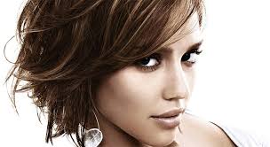 To recreate meghan king 's look, side part your hair and loosely curl choppy bangs allow you to style this short hairstyle many different ways, but for an edgier look, use pomade to pull back your strands, showing. How To Style Your Short Hair Salon Price Lady 2020