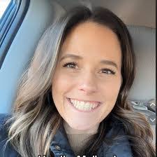 Veronica Rosado's Instagram, Twitter & Facebook