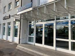 We are one of the biggest banks in germany, have a long history spanning 200 years and are a partner that our customers can depend on over the decades. Baden Wurttembergische Bank L E Leinfelden Bahnhofstrasse Leinfelden Echterdingen