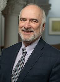 Alumni, friends greet new PSC president with letter