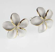 This fresh hawaiian lei is handsome, long lasting, durable and emulates the original maile! R H Jewelry Hawaiian Jewelry Sterling Silver Hawaii Plumeria Flower Pierced Earring 10mm Walmart Com Walmart Com