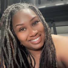 GOOD MORNING MY LOVES WHAA WE DOIN TUHDEYYYY