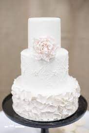 Fophotography Edmonton Wedding Photographers The Art Of Cake 10 Classic Wedding Cake Modern Wedding Cake Cake