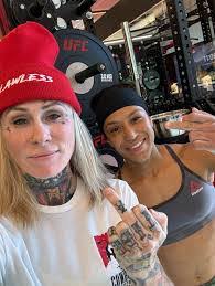 Brenda Gatewood's Instagram, Twitter & Facebook