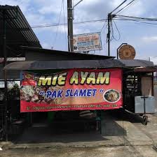 Dibawah ini telah kami sajikan informasi lowongan kerja lulusan sma smk d3 s1 s2 . Mie Ayam Ny Lastri Mie Fil Fil Pages Directory