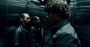 De serie is bedacht en ontwikkeld door achmed akkabi en thijs römer, exclusief voor videoland, waar de serie op 11 oktober 2018 in première ging. Mocro Maffia Is Ongekend Hard Kil Rauw En Daardoor Erg Realistisch Show Ad Nl