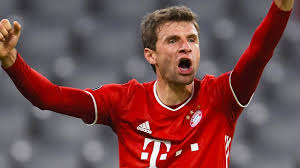 Thomas müller is a german professional footballer who plays for bundesliga club bayern munich and the germany national team. Thomas Muller Der Raumdieb Des Fc Bayern