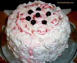 Torta Ripiena Decorata Con Panna Decorazioni Con Panna Torte Panna