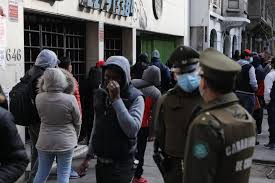 Aquí usted encontrará la dirección de todas las sucursales junto con la información de contacto de cada una de ellas. Fotos Largas Filas Se Registran En Sucursal De Afp Modelo Cooperativa Cl