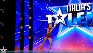 Come vederla in diretta tv e chi sono i 12 finalisti. Italia S Got Talent 2020 Sara La Giovane Ballerina Che Commuove Federica Pellegrini