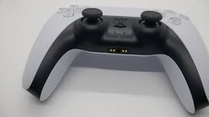 A Quick Hands On With The Dualsense Ps5 Controller Great For Mobile And Pc