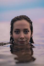 Hi why I try today booking Bas and don't getting me is photo I put??? Whuy