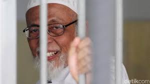 A profile of abu bakar ba'asyir, the radical indonesian cleric frequently accused of supporting terrorism who insists he is just a simple preacher. Keluarga Abu Bakar Ba Asyir Sudah 4 Hari Dirawat Di Rumah Sakit