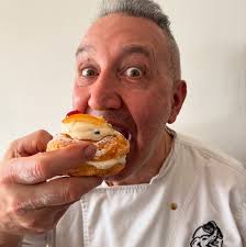 Pizza Rustica Potato, Rosemary and Sicilian Sea Salt 🤤🥔 #avondaleheights  #cannolibar #pizza #melbournefood #melbourne #lunch #sicily