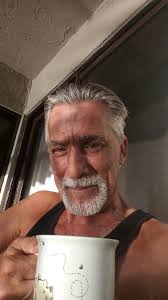 Morning greetings and well wishes among Cubans and Hispanics in Miami