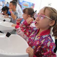 Escova de Dentes Criança Ultra Macia