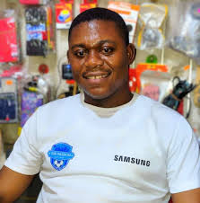 Paul Owusu-Ansah • Facebook