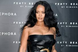 Aanstellerige Jankerds Huilen Tranen Met Tuiten Want Stukje Islamgeschrift Te Horen In Rihanna S Lingerieshow De Dagelijkse Standaard