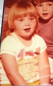 Neely Smith's Instagram, Twitter & Facebook