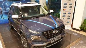 Hyundai venue sx dual tone turbo price in india is rs 9.94 lakh. Hyundai Venue Full Loaded Dual Tone Model Exterior Interior Walkthrough In 4k 60fps Youtube