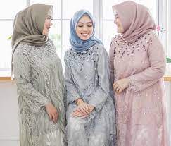 Wah model kebaya modern 2019 ini unik unik banget ya. 16 Model Baju Gamis Brokat Terbaru 2019 Gamis