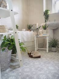 How to join vinyl flooring. How To Lay Vinyl Floor In A Bathroom Dove Cottage