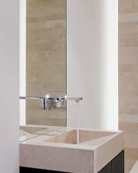 Drei Optisch Und Technisch Stimmige Bader Mit Naurstein Duschtassen Offene Bader Naturstein Bad Dusche