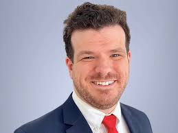 Brookfield Zoning Board of Appeals member to run for first selectman