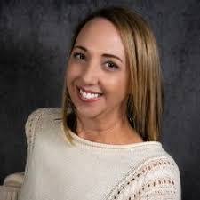 Jess Hale's Instagram, Twitter & Facebook